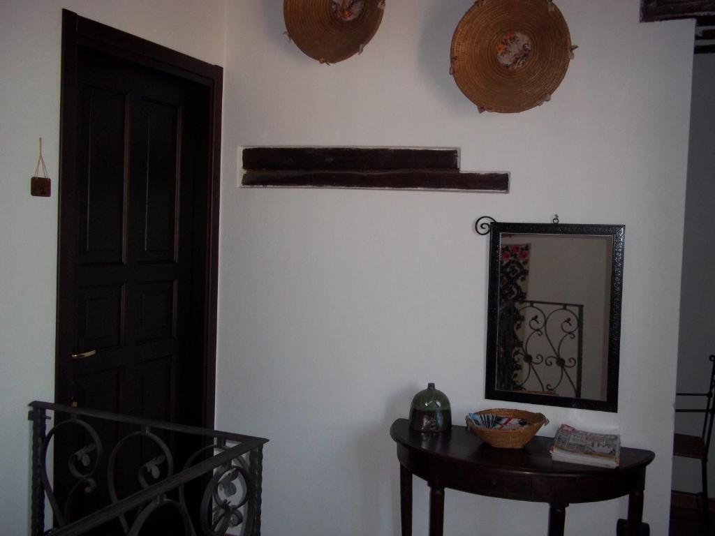 B&B Sa Muredda Sardara Exterior photo